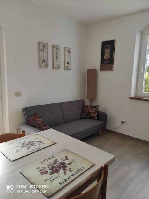 Chilometro 29 Terra Appartement Dervio Buitenkant foto